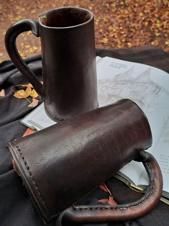 Tankard de cuero sellado